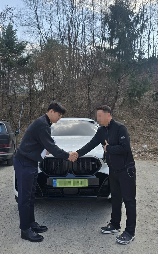 BMW X6 M60i — 고객님 출고 사진